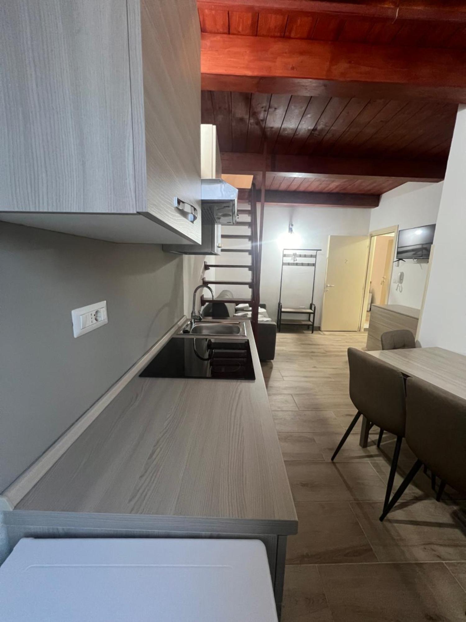 Station Rooms37 Sassari Zewnętrze zdjęcie