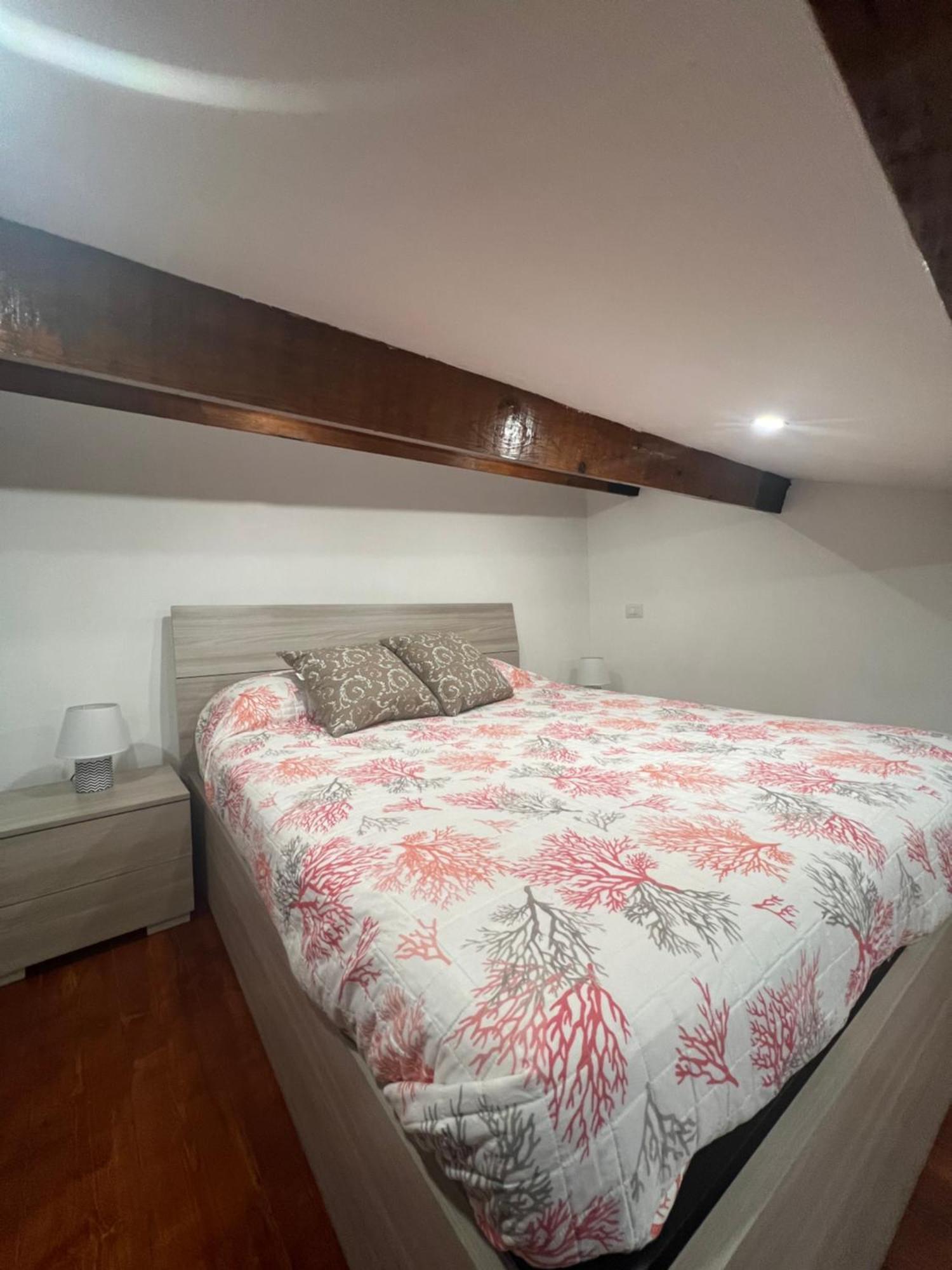 Station Rooms37 Sassari Zewnętrze zdjęcie