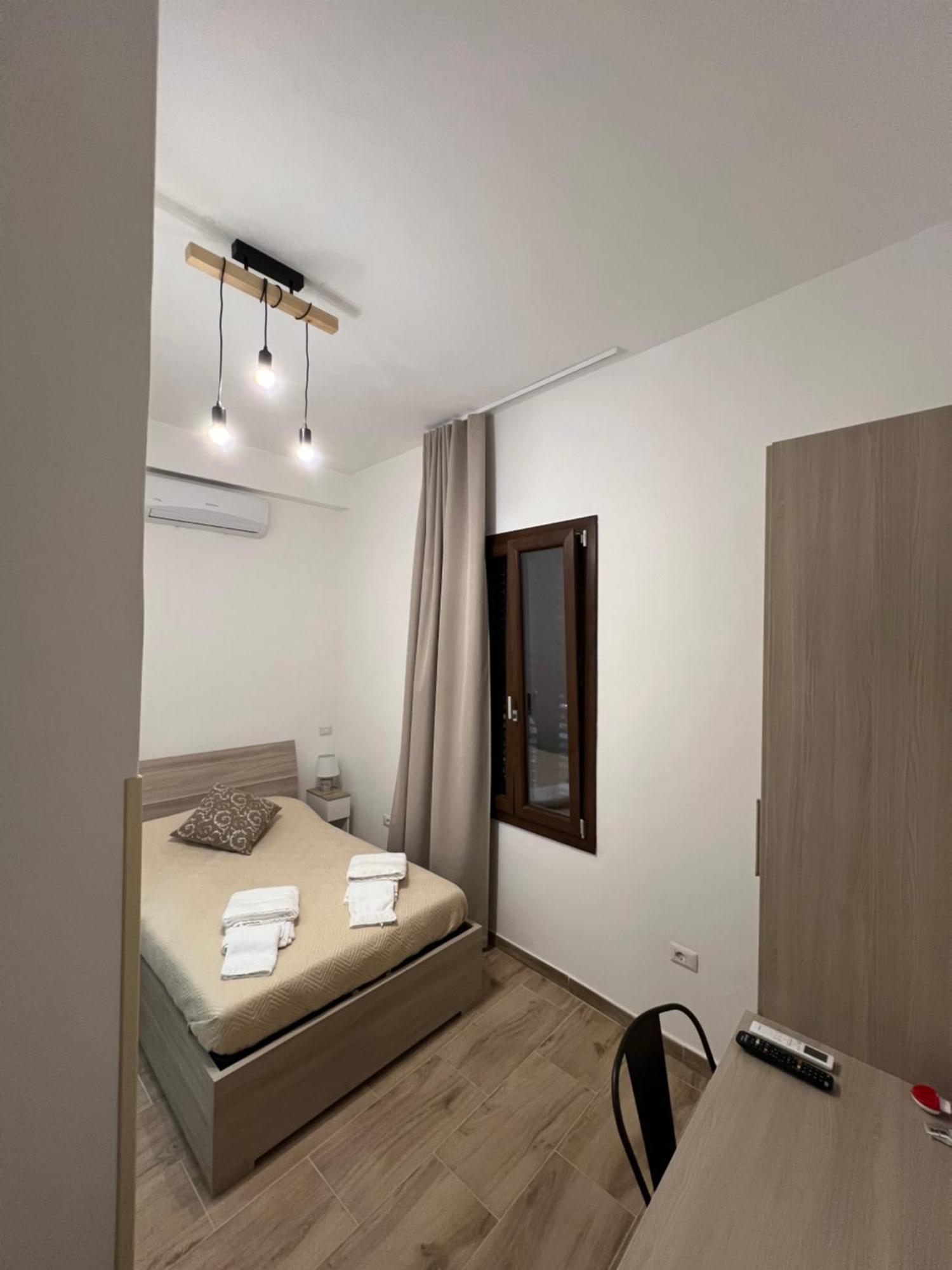 Station Rooms37 Sassari Zewnętrze zdjęcie
